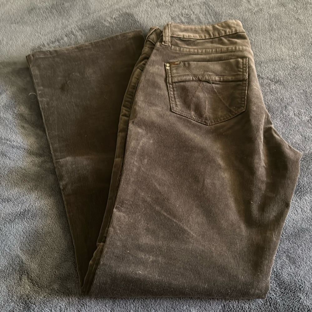 JAG Corduroy Pants size 6